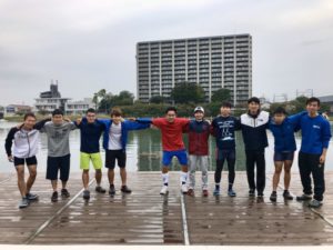 祇園のクルー写真。クルーキャプテンはいない。